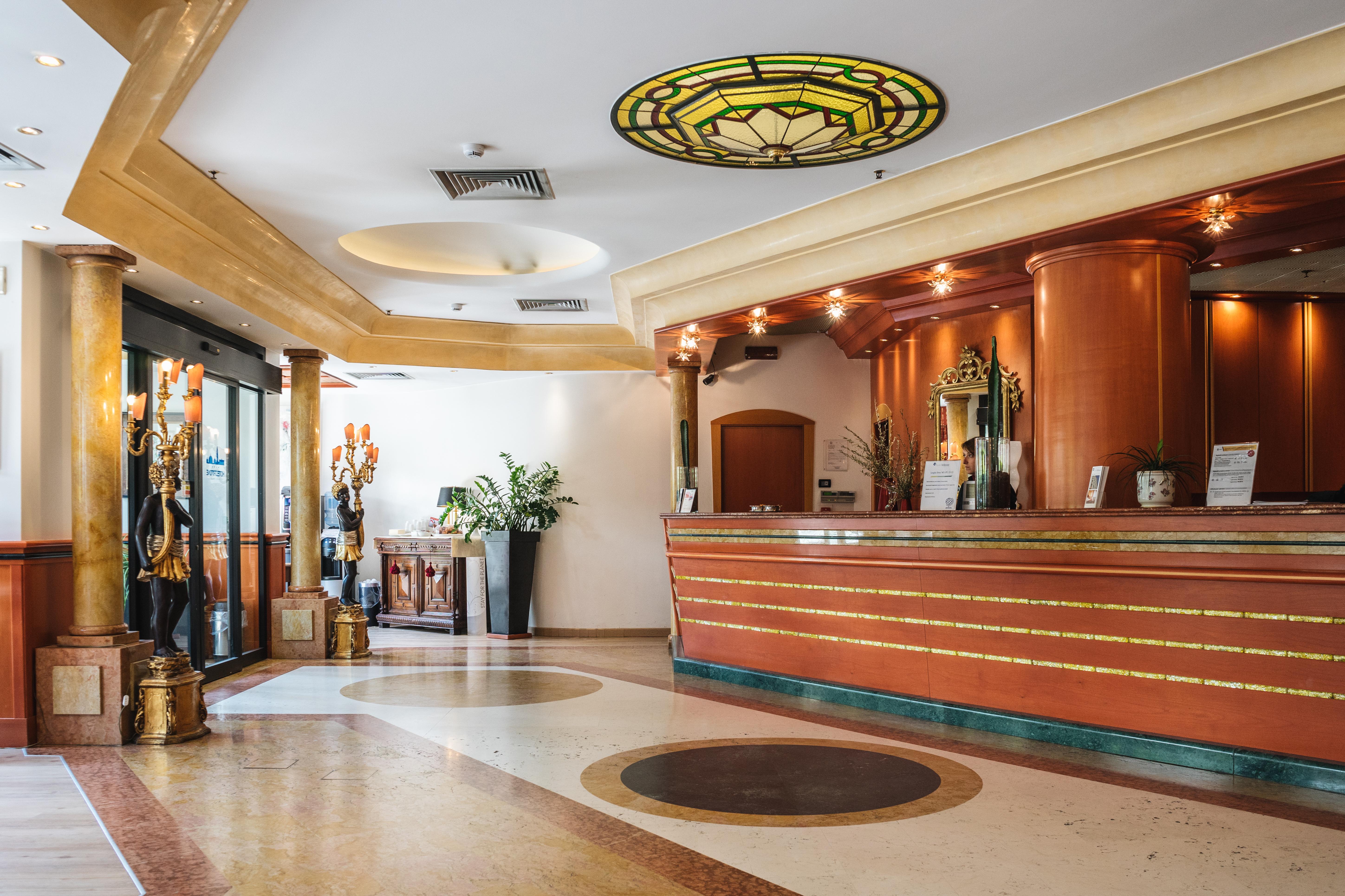 Best Western Hotel Tritone Mestre Exterior photo